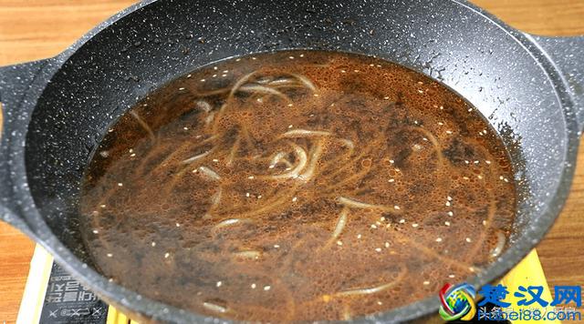 想不到酸辣粉的做法简单，自己在家也能做得很好吃，酸辣爽口