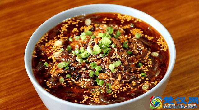 想不到酸辣粉的做法简单，自己在家也能做得很好吃，酸辣爽口