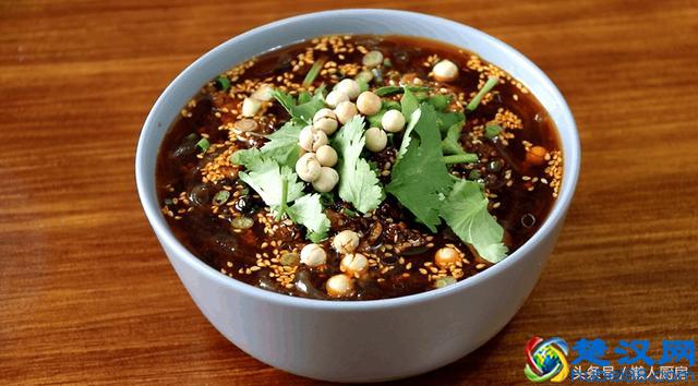 想不到酸辣粉的做法简单，自己在家也能做得很好吃，酸辣爽口