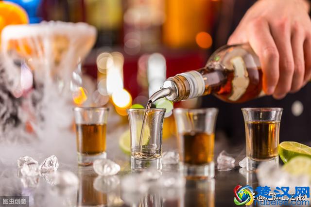 优质酱香型白酒和劣质酱香型白酒的区别是什么？