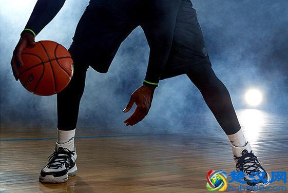 篮球鞋什么牌子好？2018十大性价比高的篮球鞋