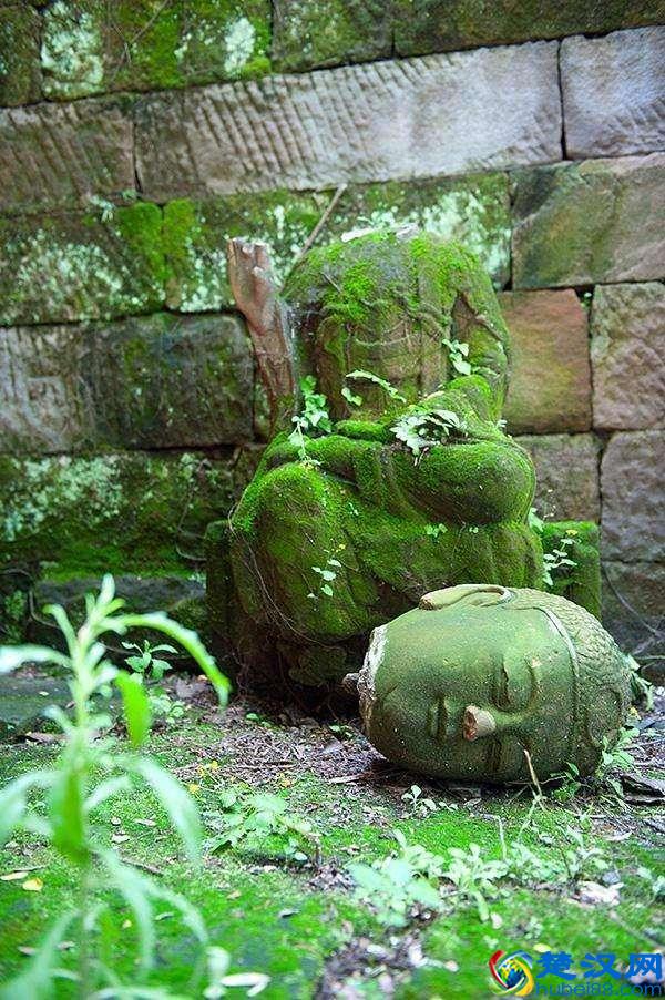 四川有座神秘石头城，位于城市却很清静，还藏着一消失的“秘密”