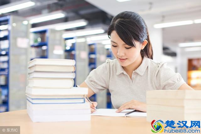 很适合大学女生读的几本书