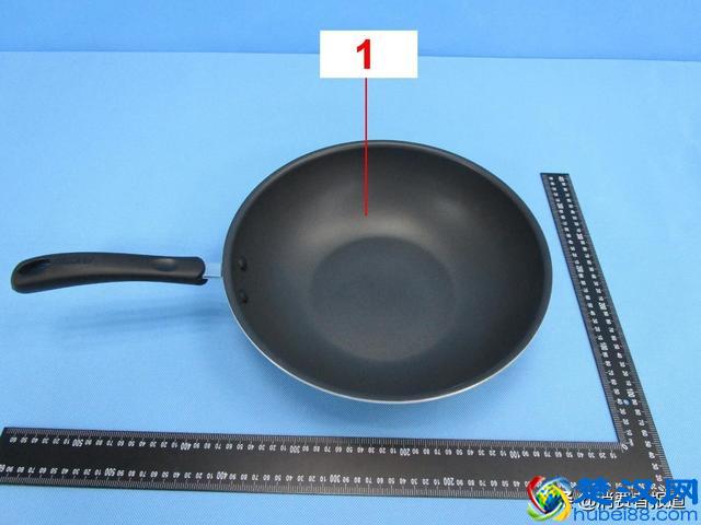 11款不粘锅测试报告：美厨不敢用，两款让我安心