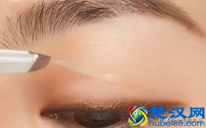 双眼皮贴，这样贴才好看