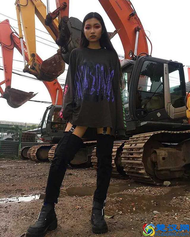 吊带袜裤子是什么鬼？谁能懂得它的时尚魅力