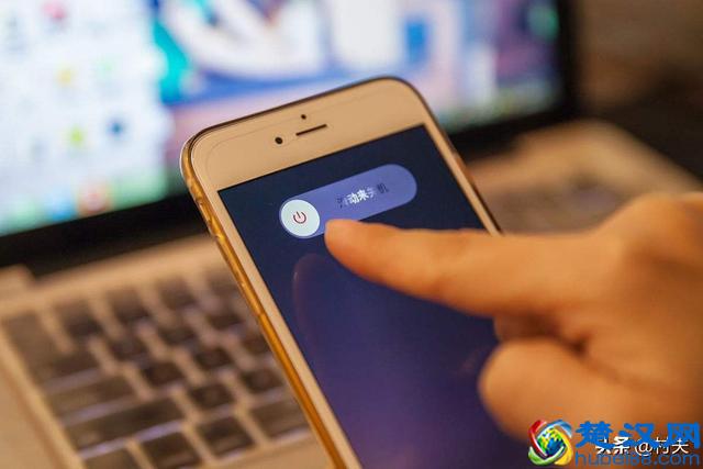 今天才清楚，手机上的飞行模式还藏着4个功能，非常实用