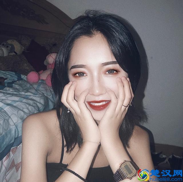 高冷御姐风，是你心动的那款吗？