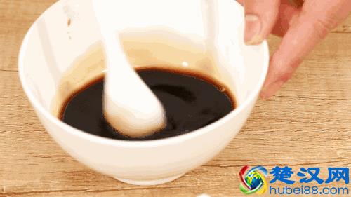 醋一种非常好的调料，祛膻又添香！在中医上它也是个重要的角色