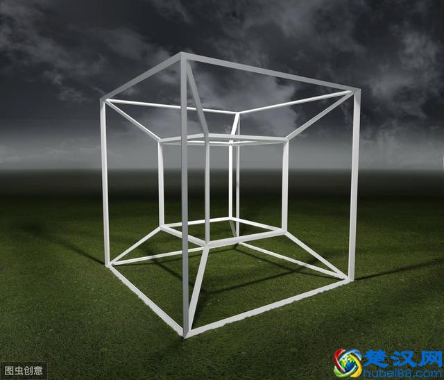 如何理解四维空间？