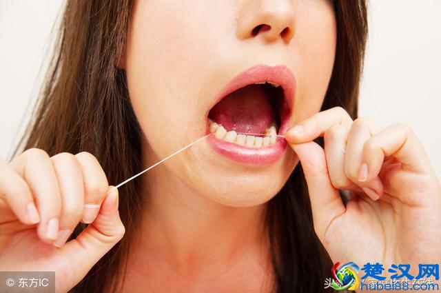 牙线到底怎么用？这样用，才是牙线的正确打开方式！
