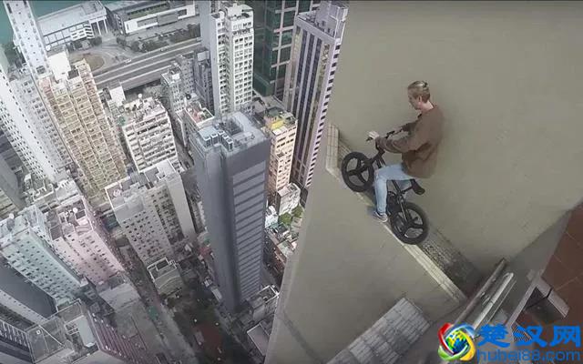 酒吧里最受欢迎的“深水炸弹”，只有今晚不回家的妞敢碰...