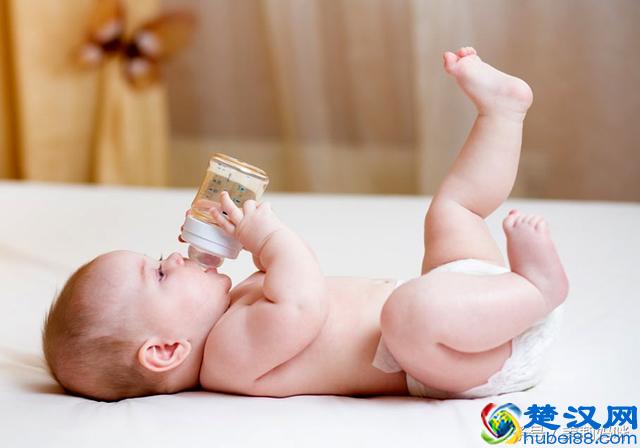 宝宝嗓子有痰咳不出怎么办？5个去痰妙招，宝妈速度学起来