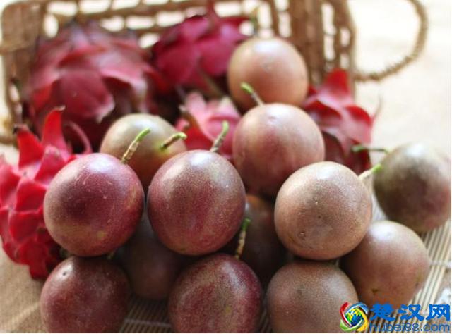 孕妇可以吃百香果的籽吗 孕妇吃百香果对胎儿的好处