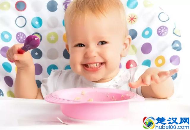 婴儿辅食添加时间表——新爸妈请收好