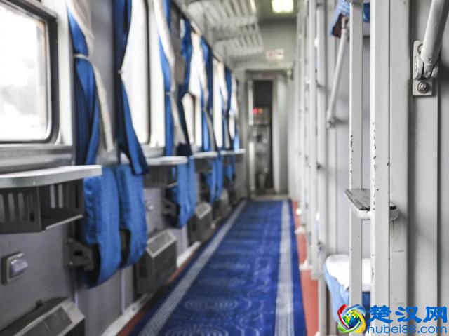 软卧并不软，为啥比硬卧贵那么多？答案全在这