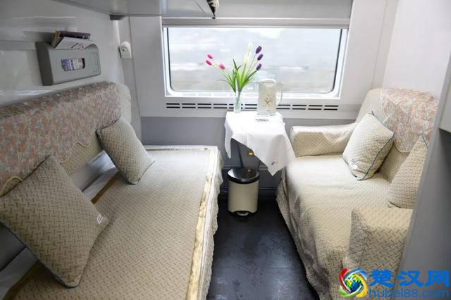 软卧并不软，为啥比硬卧贵那么多？答案全在这