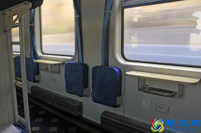 软卧并不软，为啥比硬卧贵那么多？答案全在这