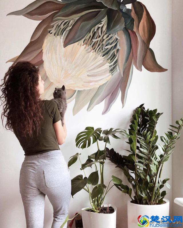 惊艳！家里的墙壁用丙烯颜料这样画，充满勃勃生机又具有个性