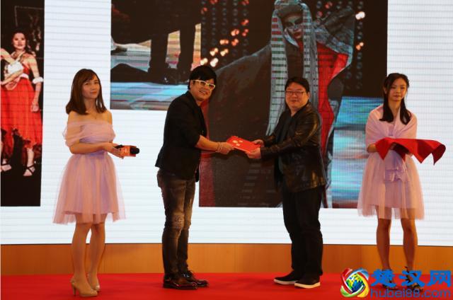 伊诺思|2016最出“色”战略发布，4大亮点破译新“绚”风