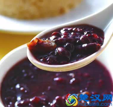 女人经期绝对要排污！不然以后要遭罪！经期排污血，吃这些最好