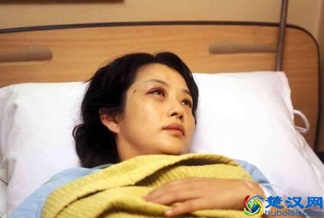 一代女星崔真实自杀后，女儿又惨遭家暴，家族因何屡出悲剧？