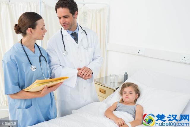 孩子一咳嗽就吃这个咳嗽药，医生说，先看清楚副作用再决定