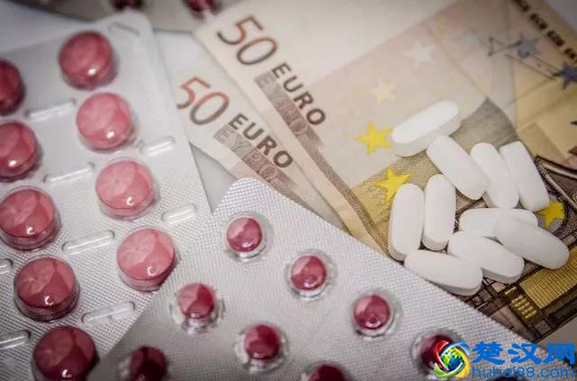 哺乳期的妈妈感冒了，到底该不该吃药？吃什么药？