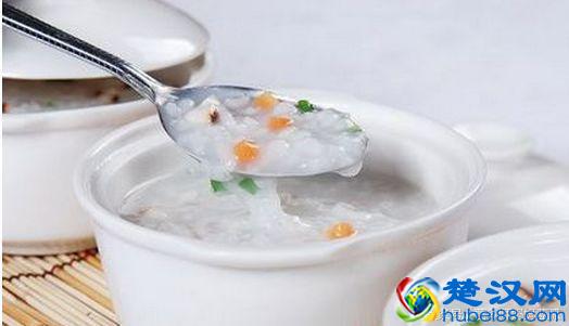 宝宝拉肚子别再只喝白米粥了，这些食物都可以吃！