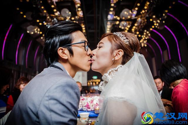 适合婚礼上新娘、新郎演唱的50首歌，单身的小伙伴们记得收藏噢