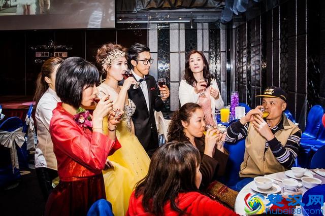 适合婚礼上新娘、新郎演唱的50首歌，单身的小伙伴们记得收藏噢