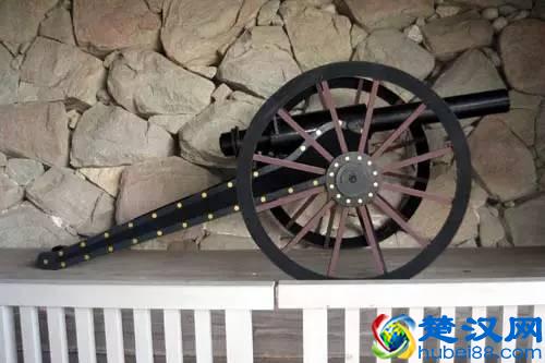 「弹幕」究竟是什么意思？