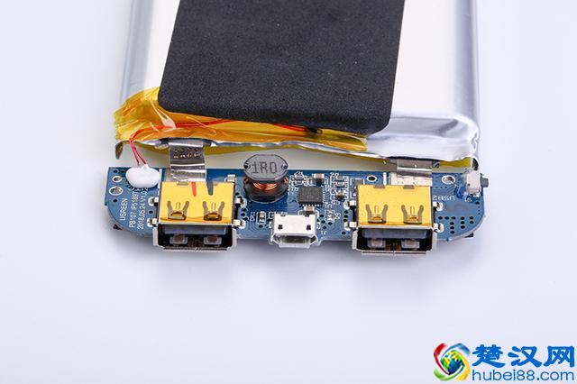 选购高品质的移动电源很难？那是因为你不懂这5点！