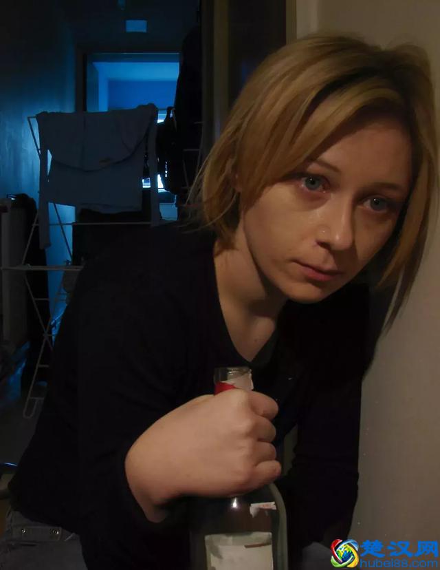 离婚律师揭露残酷真相：婚姻里，全职太太是最最危险的职业