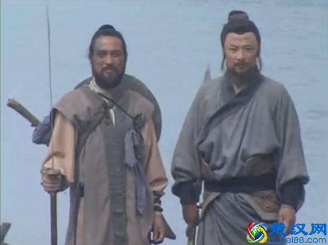 林冲未向王伦纳投名状，反取他性命向晁盖纳投名状