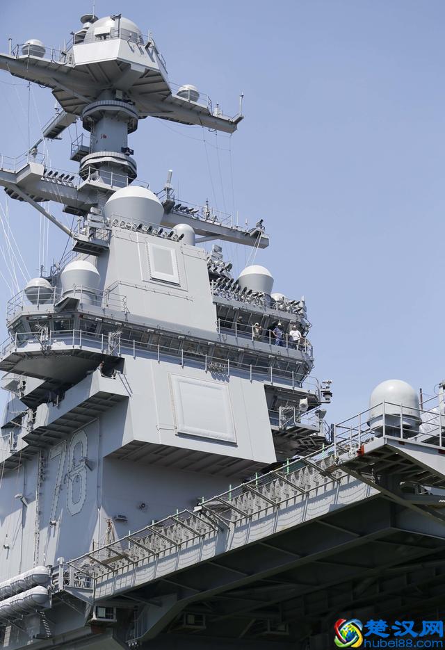 什么是大国海军？一口气连造20万吨两艘核航母，总价两百多亿美元