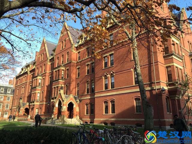 美国历史最悠久的高等学府——哈佛大学