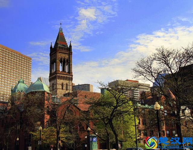 美国历史最悠久的高等学府——哈佛大学