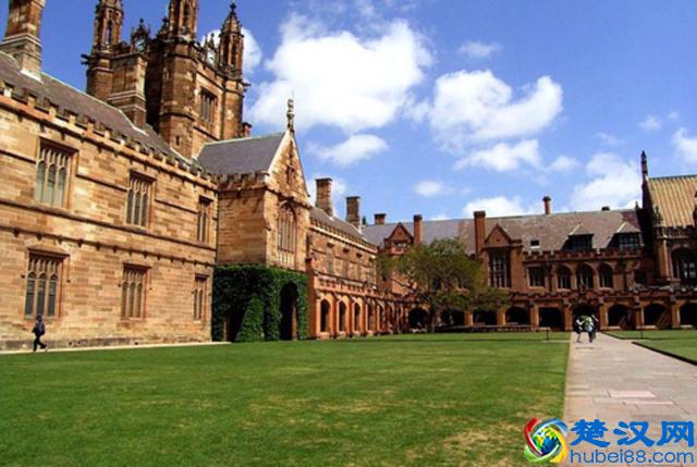 美国历史最悠久的高等学府——哈佛大学