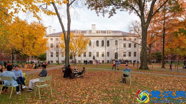 美国历史最悠久的高等学府——哈佛大学