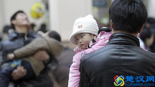 新出生人口减少200万，中国人为何不愿意多生孩子了？