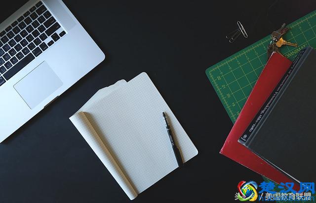 美国留学十大热门专业及学校推荐