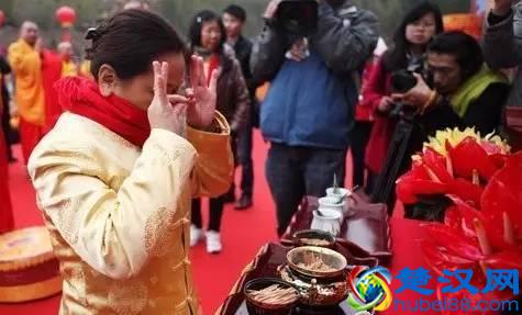 七夕节都有哪些神奇的传统习俗？你肯定都没听过