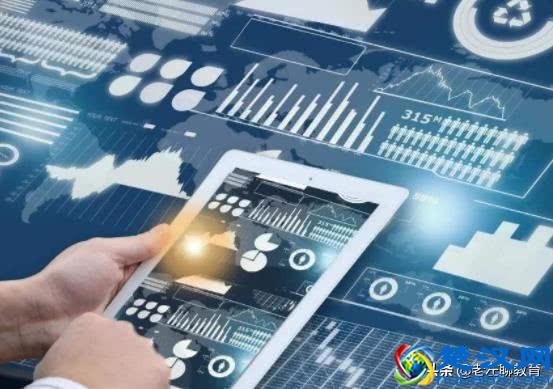 未来5年最吃香的4个专业，工资待遇“赶超”公务员