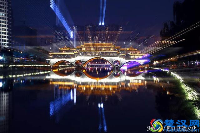光彩夺目,这是超乎你想象的成都!