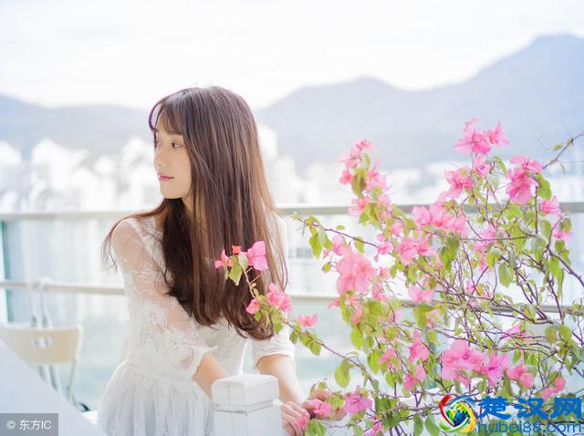 爱情是两个人的事，单相思是一种无言的痛