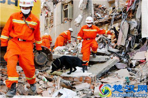 周围出现了这几种情况，是地震的前兆，赶紧避震