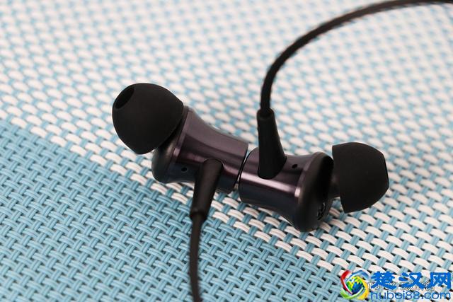 49元的小米活塞耳机Type-C版到底行不行？