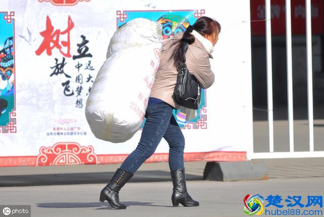 是什么把软妹子变成了女汉子