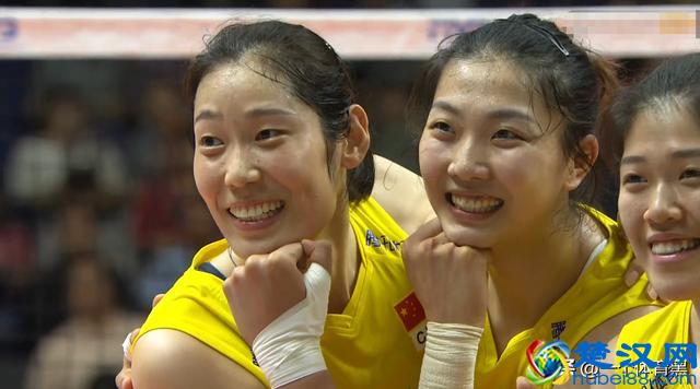 什么是女排精神？世界杯中这9个瞬间，或许就是你要的答案